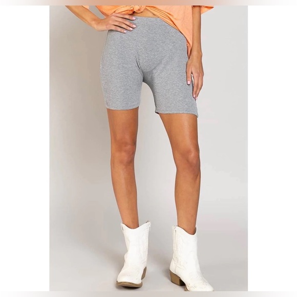 High Waisted Ribbed Adore Biker Shorts Cheeky Back Pockets NWT - Picture 1 of 10